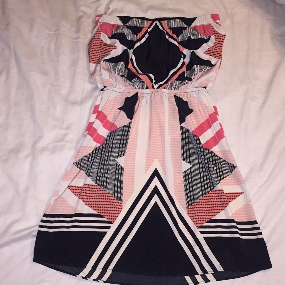 Express Geometric Strapless Dress